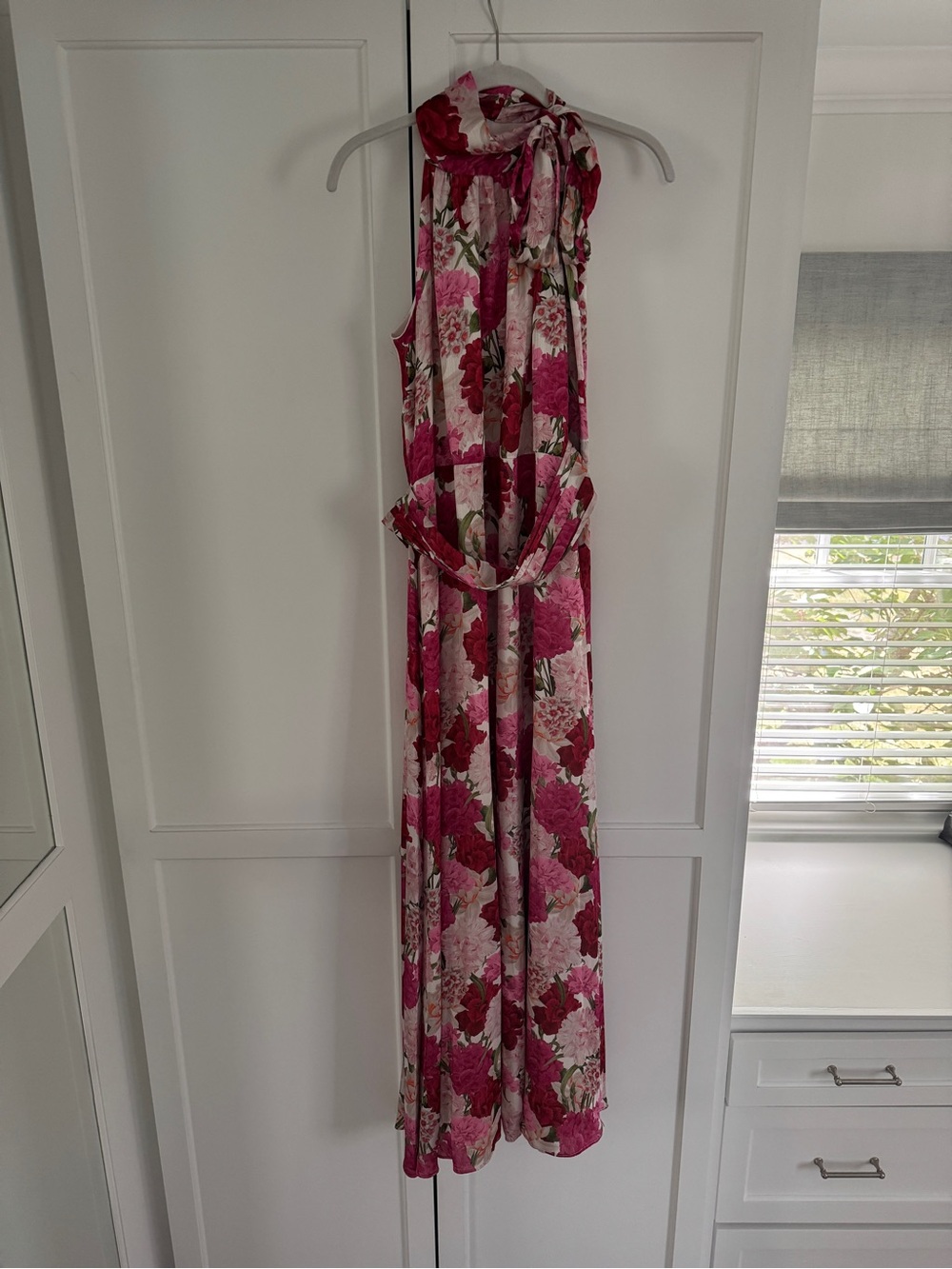 Sachin Babi Kayla Floral Crinkled Chiffon Halter Gown - Picture 5 of 5